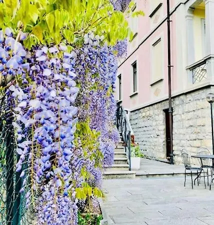 Charming House Lisa * Como